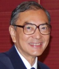 Dr. Tej Bunnag 